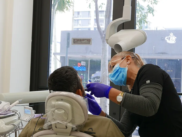 False Teeth Dentures Near Me